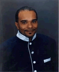 pastorthomascrop.gif